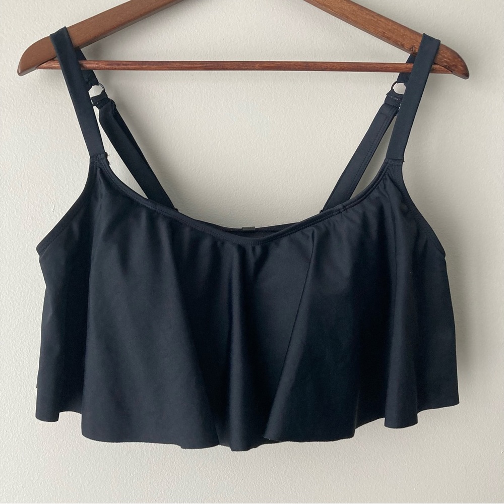 Torrid Swim Bikini Top Black‎ Ruffle Size 1